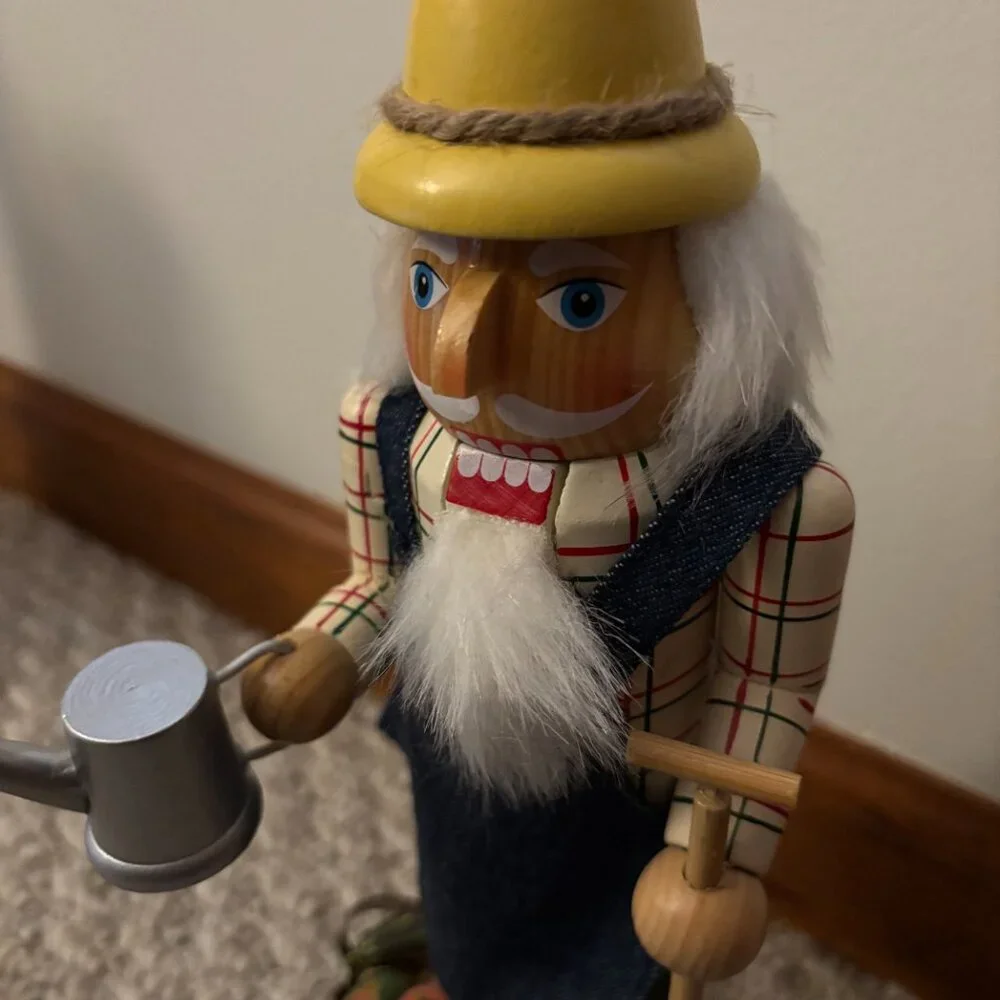 Nutcracker. Organic Framer picking crops. Just adorable. - Picture 5 of 8